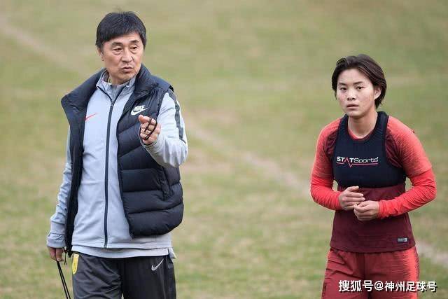 自由与爱的平衡：人生的真实追求